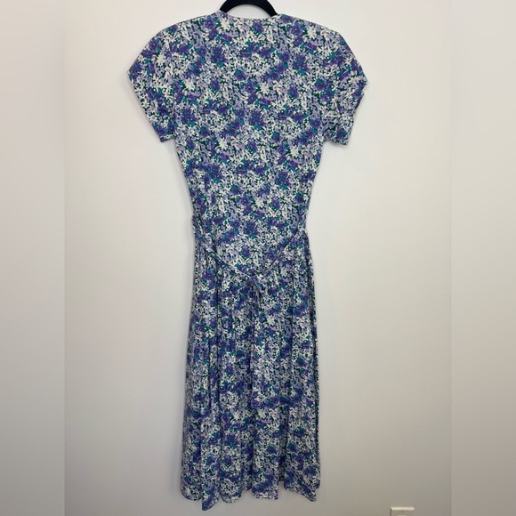 Vintage handmade Floral V-Neck Dress with Lace Trim - Picture 6 of 8